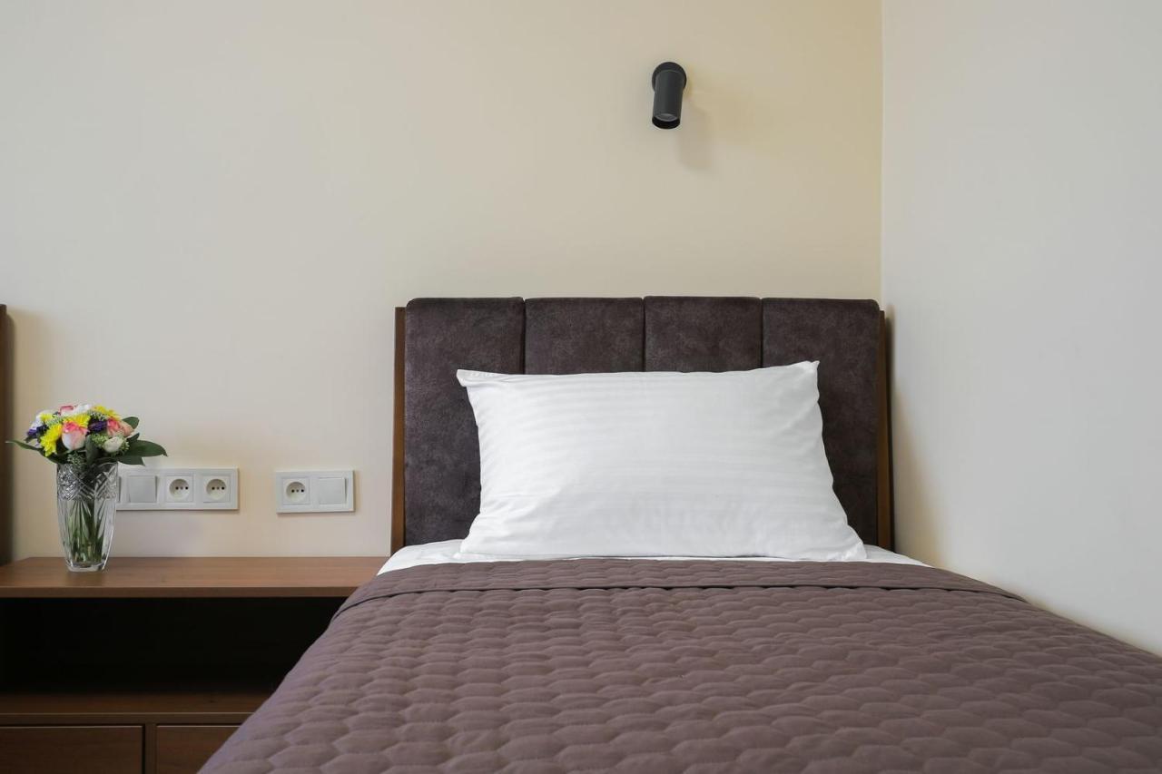 فندق Borys Airport 3*