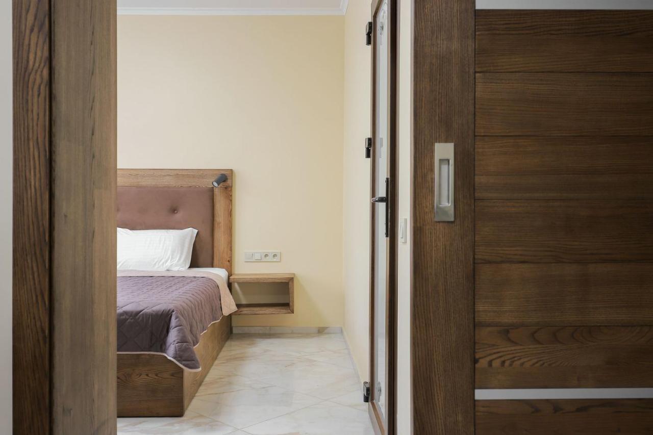 Hotel Borys Airport 3*